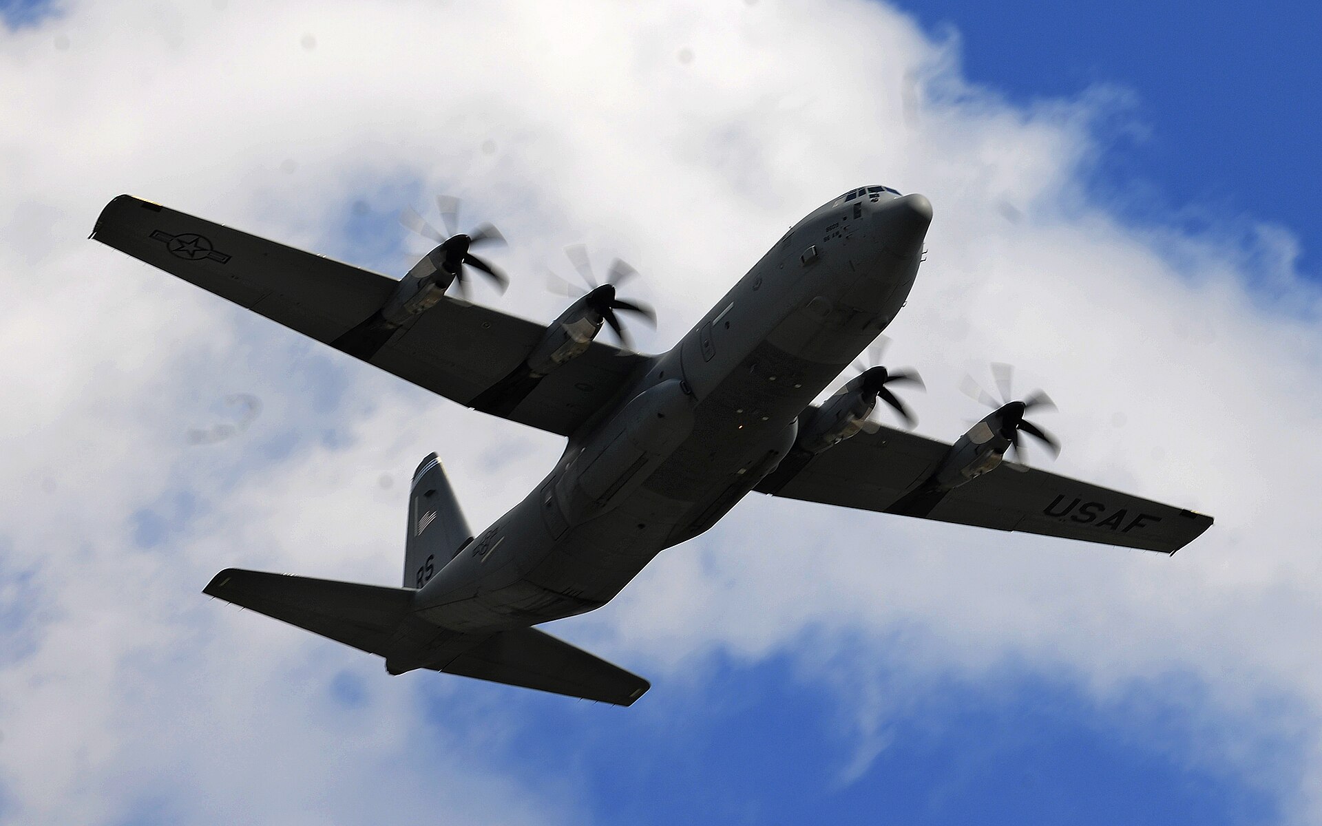 Photo of C-130H / C-130J Super Hercules